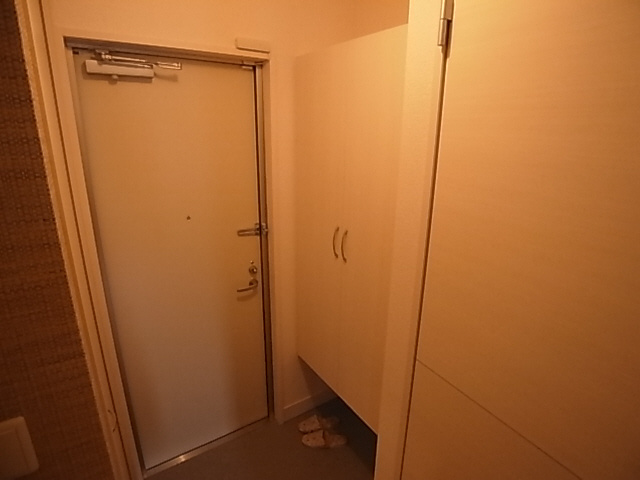 神戸市北区鈴蘭台北町２丁目のアパートの玄関|シューズボックス付き玄関
