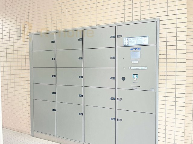 サンライフ取手A棟　中古マンションの設備|不在時にも荷物を受け取れます！お忙しいご家族の心強い味方です♪