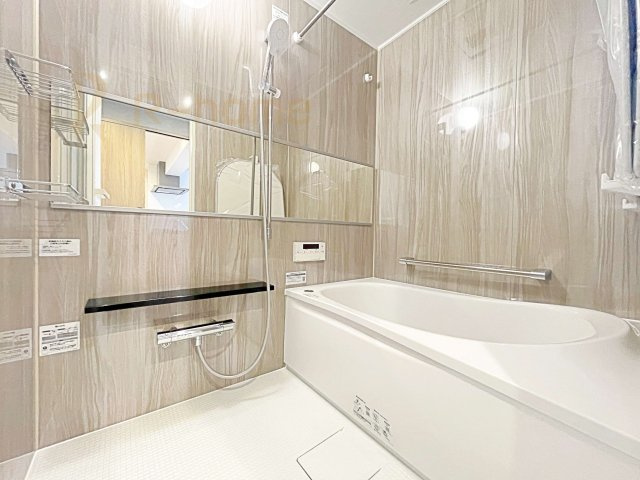 サンライフ取手A棟　中古マンションの浴室|2025年5月に新品交換済み！浴室乾燥暖房機で快適な入浴タイムが過ごせます♪