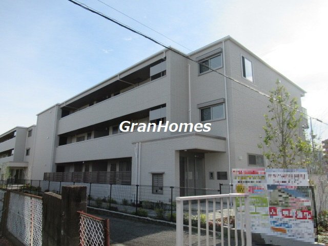 オカバ姫路岡町シャーメゾンA棟