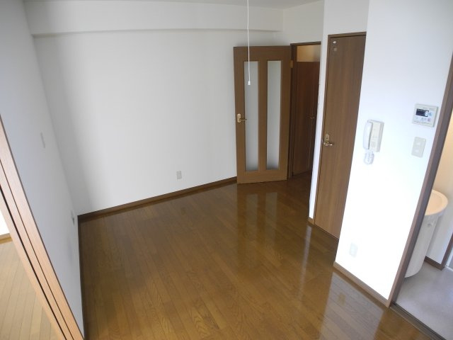 リバレインヒルズ城見の居間・リビング|※室内画像は別号室のもの