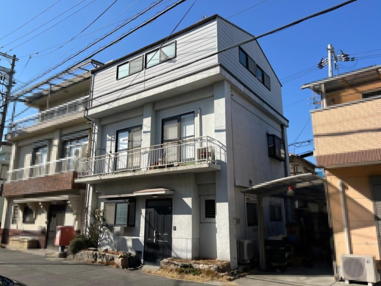 三ツ島2丁目　中古一戸建ての外観|新しい生活にいかがでしょうか？外観はお住まいの顔になります。こだわりたいポイントですね。外壁塗装や屋根塗装のご相談も承っております。
■現地内覧・資金計画相談・住宅ローン相談もお問合せ受付中■