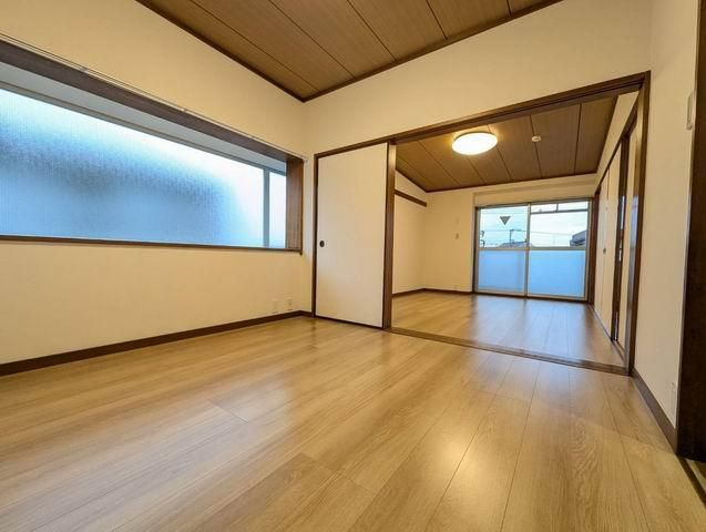 【居間・リビング】 | シャトー本多