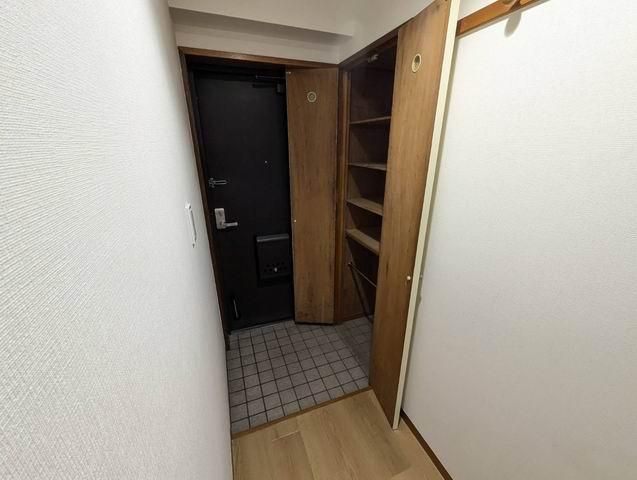 【玄関】 | シャトー本多