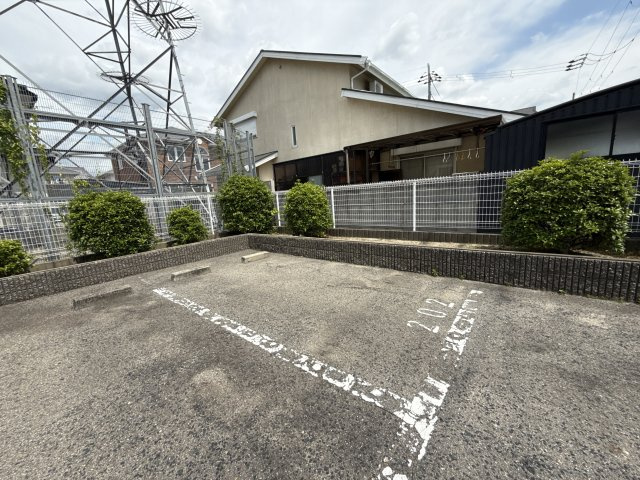 コンフォート阿江の駐車場