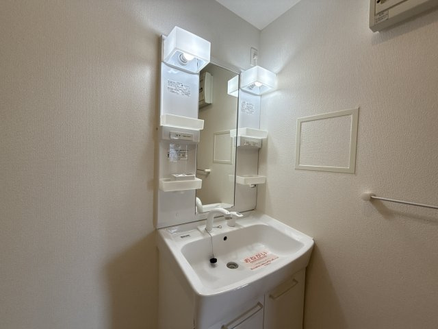 ブリーゼⅡの洗面所