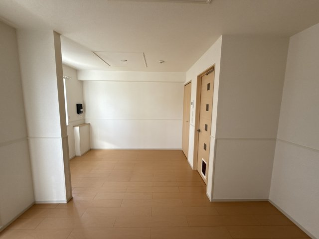 ピエデルモンテⅢの居間・リビング