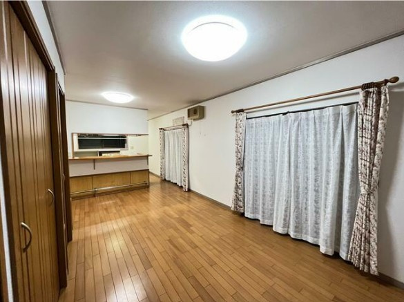 【居間・リビング】 | 藤沢市菖蒲沢オーナチェンジ戸建