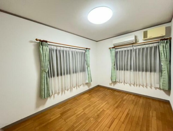 【洋室】 | 藤沢市菖蒲沢オーナチェンジ戸建
