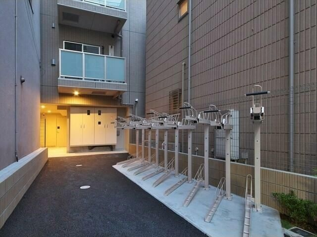 クオリタス両国の外観