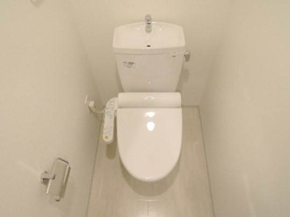 【トイレ】 | レジュールアッシュ九条 | 落ち着いたトイレです