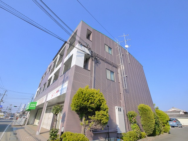 ブルジュールの外観