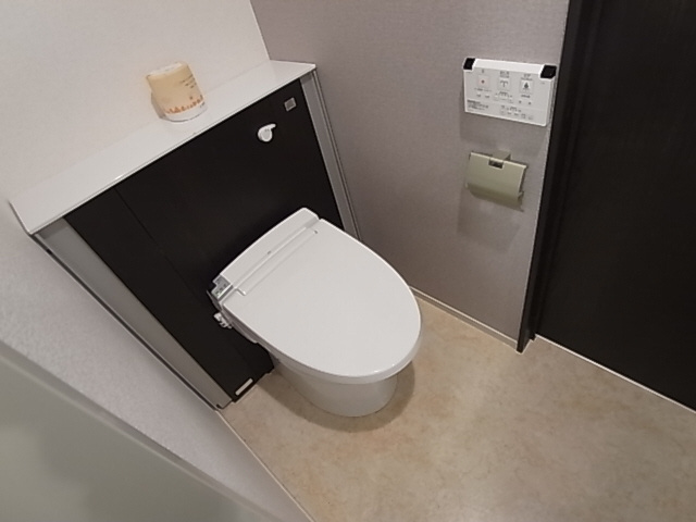 神戸市兵庫区大同町３丁目のアパートのトイレ|ウォッシュレット付トイレ