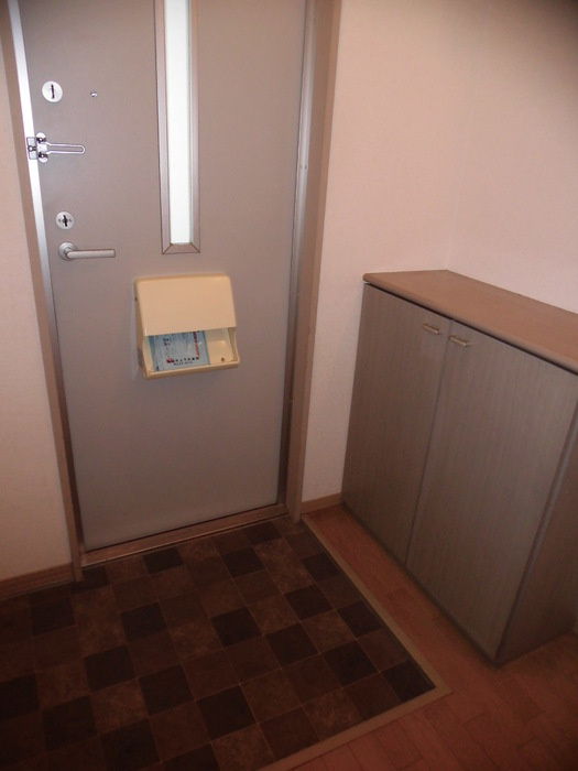 ヴィラ・コンフォートの玄関|203 玄関