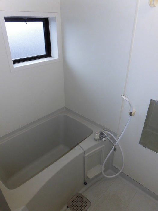 ヴィラ・コンフォート|203 浴室