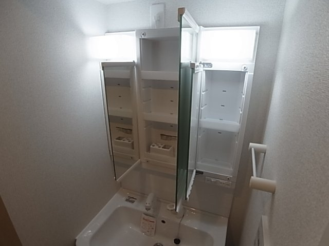 神戸市須磨区神撫町１丁目のアパート