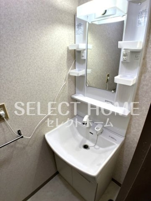 【独立洗面台】 | コーポ朝日 | 独立洗面台あり、毎朝おしゃれに忙しい女性の方におすすめです