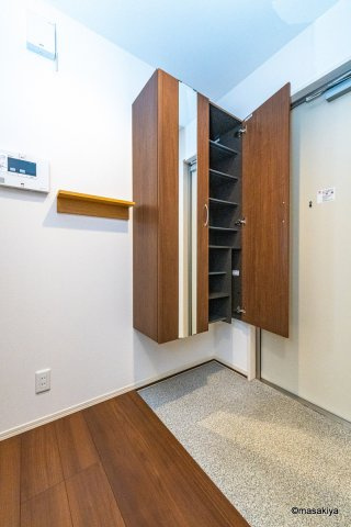 グランド　ソレーユの玄関