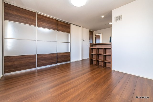 グランド　ソレーユの居間・リビング