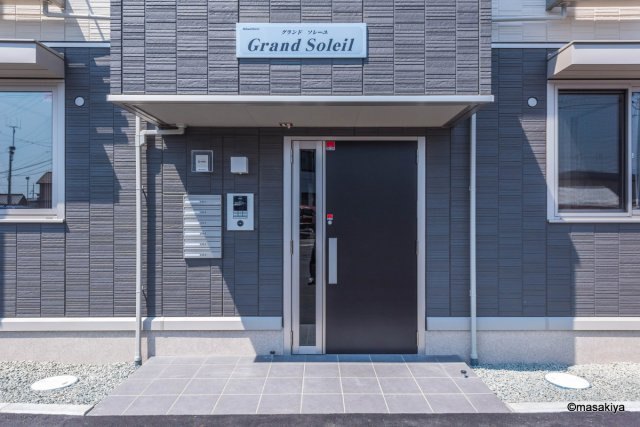 グランド　ソレーユのエントランス