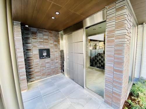 Ｃａｓａ　Ｒｅｇｉｏ庚午北のエントランス|毎日通るエントランスはこのようになっています