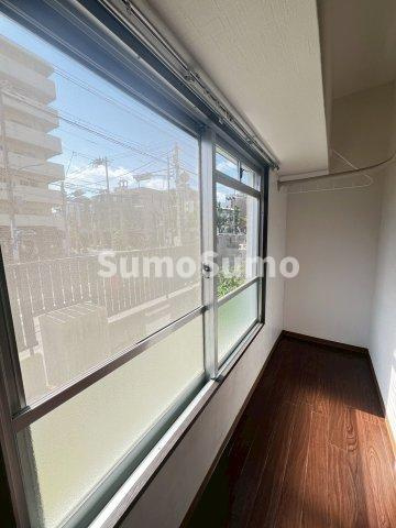 エスペランサ魚崎のバルコニー|外からの目が気にならないバルコニーで洗濯物が干せます