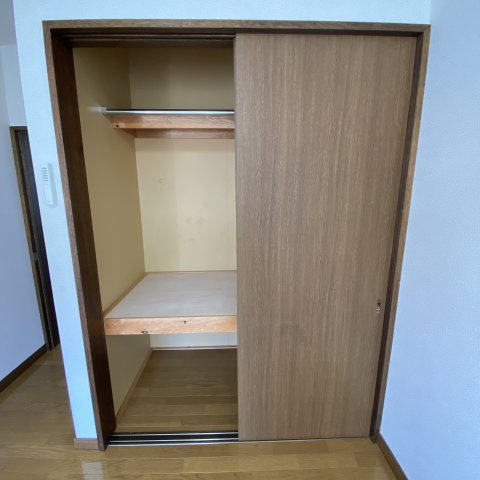 コーポ東園１０の収納