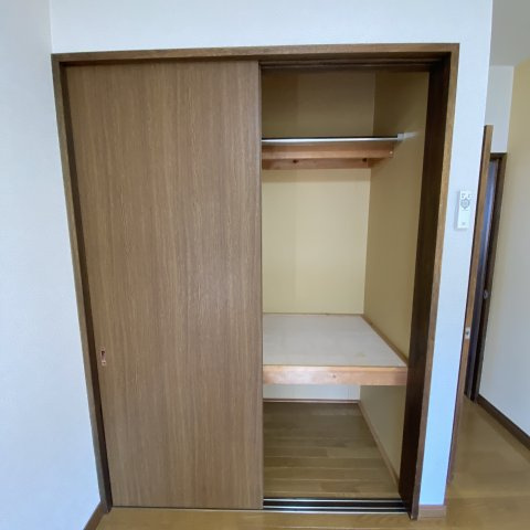 コーポ東園１０の収納