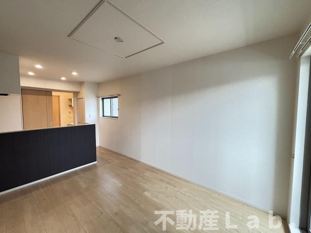 オークスレジデンスⅡの居間・リビング