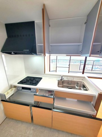 ディオフェルティ石切のキッチン