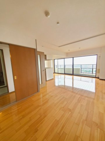 ディオフェルティ石切の居間・リビング