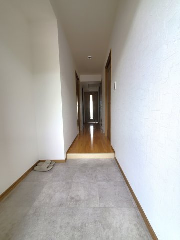 ディオフェルティ石切の玄関