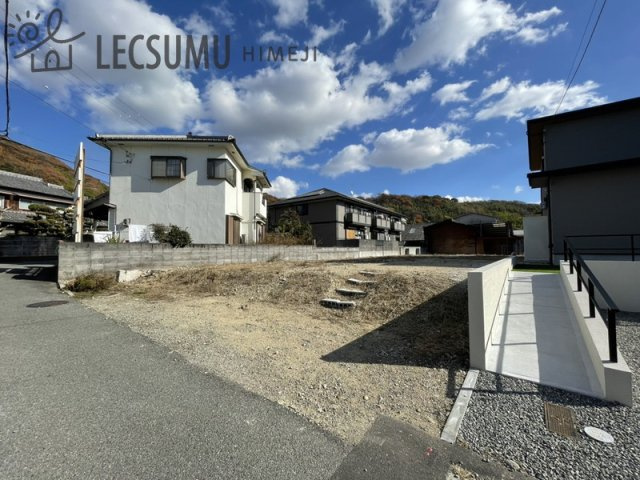 姫路市大塩町／売土地の前面道路含む現地写真
