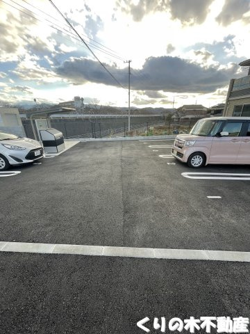 【駐車場】 | クラール東村　Ｋ | 駐車スペースもあります