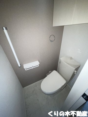 【トイレ】 | クラール東村　Ｋ | 落ち着いた色調のトイレです