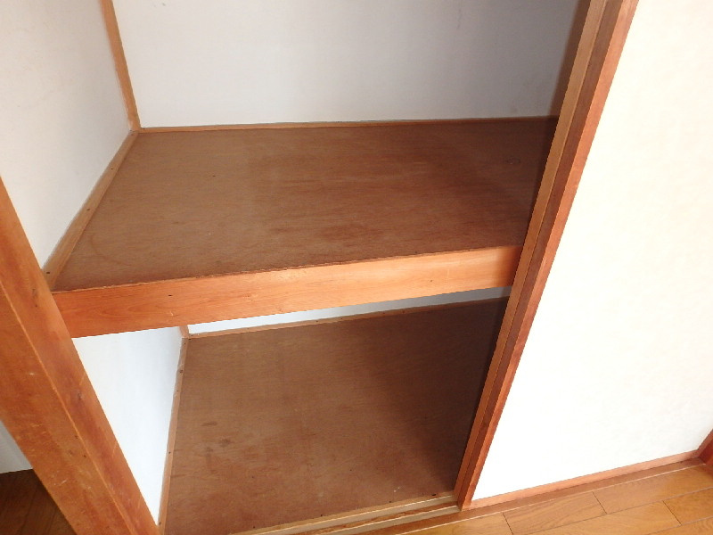 M0120R　加納貸家の収納