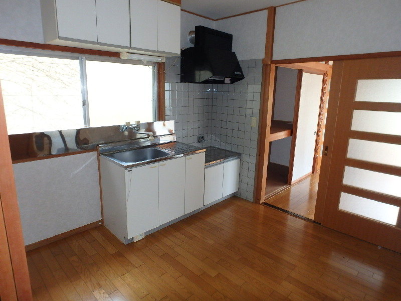 M0120R　加納貸家の居間・リビング