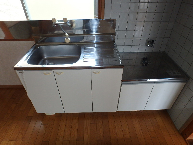 M0120R　加納貸家のキッチン