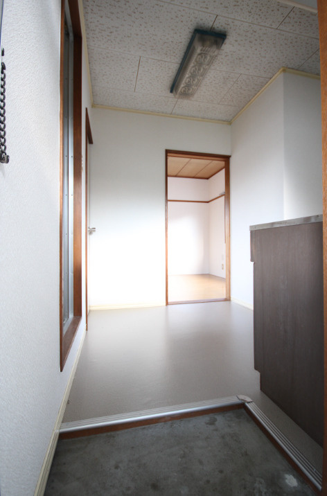 センチュリー山川の玄関