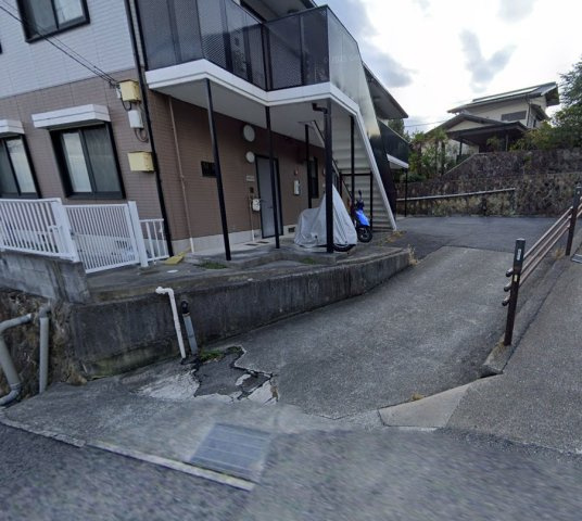 MKハイツのエントランス