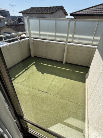 錦町上中田【５LLDDKK】駐車場６台のバルコニー|２F