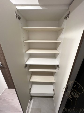 S-RESIDENCE福島玉川Unoの玄関