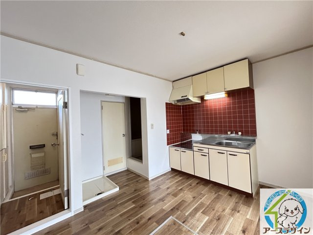 クロスロードの居間・リビング