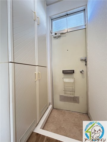 クロスロードの玄関