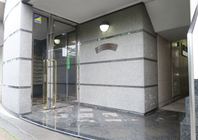 【エントランス】 | シャトー・ド・デューカル