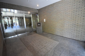 【エントランス】