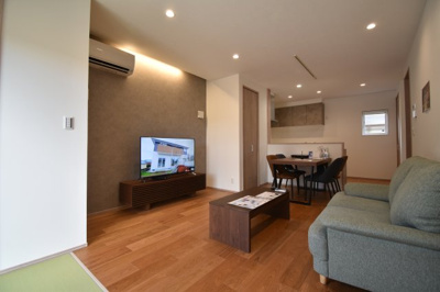 【居間・リビング】 | 坂之上6丁目　売戸建