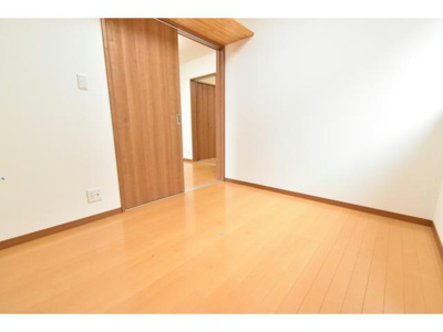 【洋室】 | ソレイユⅢ