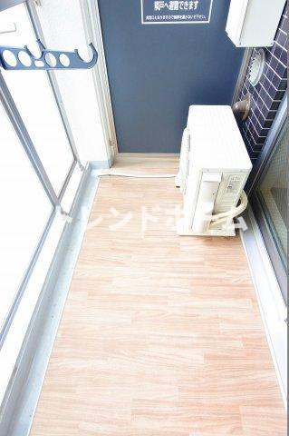 プレサンス難波フィールドのバルコニー|選べる家電プランあり！！