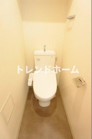 プレサンス難波フィールドのトイレ|選べる家電プランあり！！